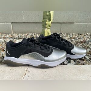 Nike Air Jordan 11 CMFT Low Metallic Silver and Black Sneakers - size 12
